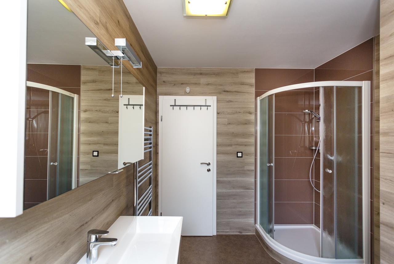 Apartments Vlado Krk Town Luaran gambar