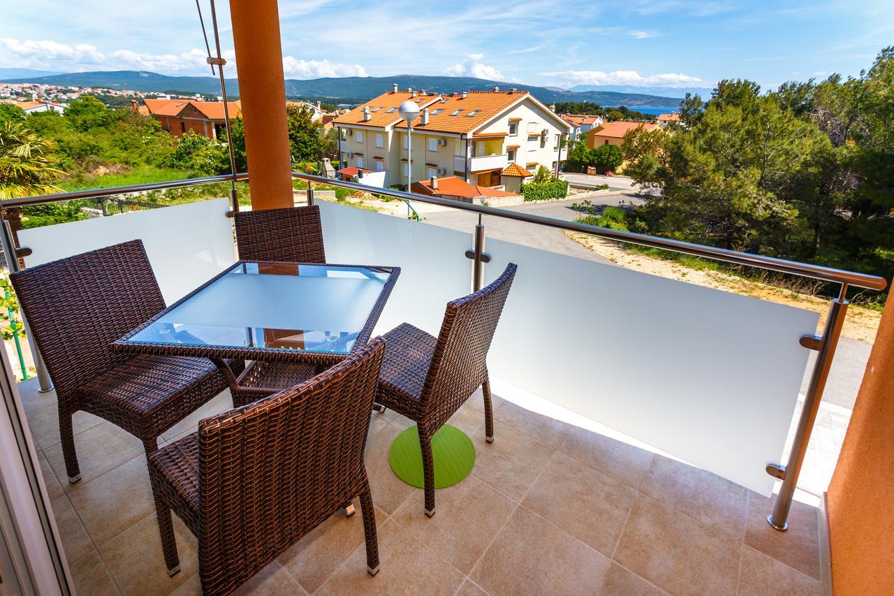 Apartments Vlado Krk Town Luaran gambar