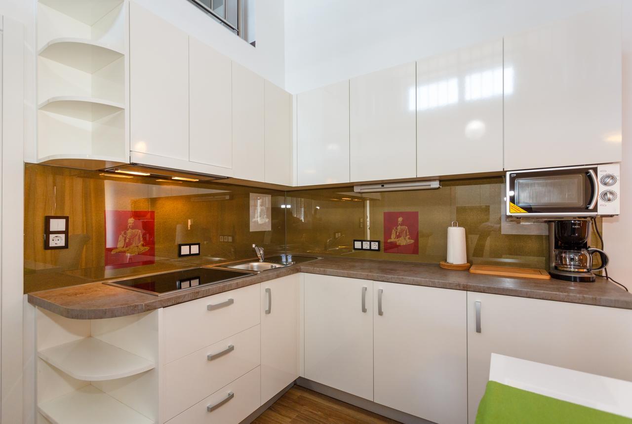 Apartments Vlado Krk Town Luaran gambar