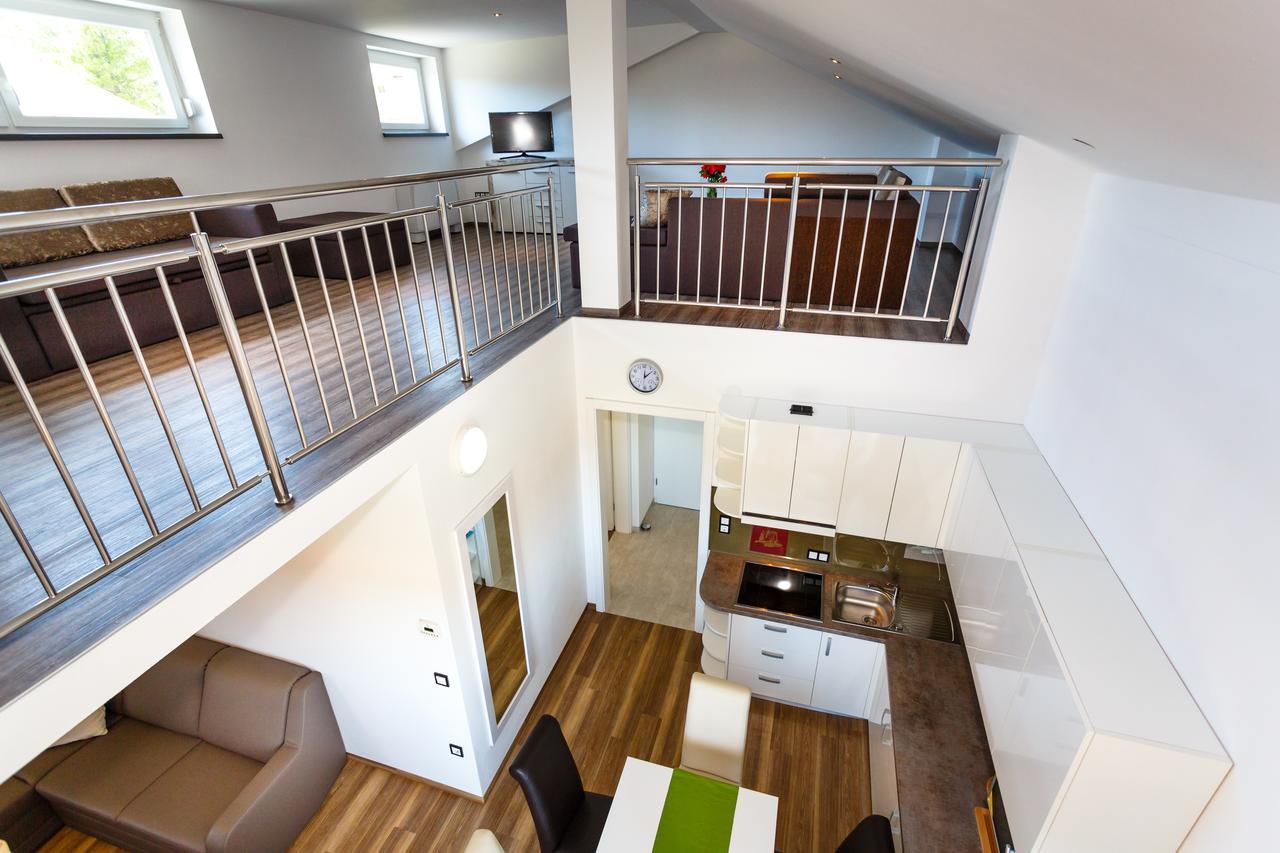 Apartments Vlado Krk Town Luaran gambar